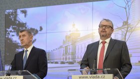 Premiér v demisi Andrej Babiš na tiskové konferenci po jednání vlády, která zasedala 14. února 2018 v Praze.