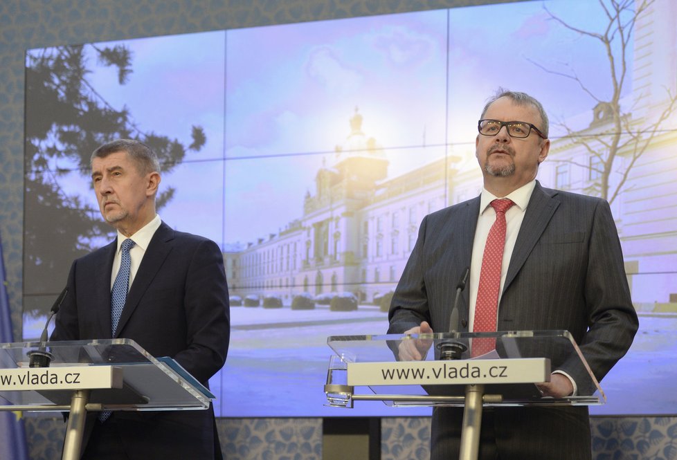 Premiér v demisi Andrej Babiš na tiskové konferenci po jednání vlády, která zasedala 14. února 2018 v Praze.