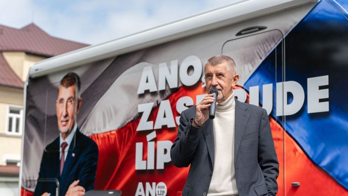 Andrej Babiš (ANO) během předvolební kampaně v Moravskoslezském kraji (květen 2%25) Andrej Babiš (ANO) během předvolební kampaně v Moravskoslezském kraji (květen 2%25)