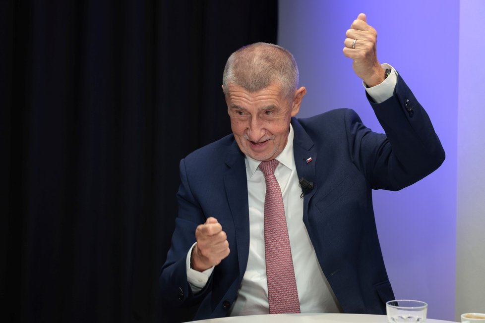 Babiš a jeho ženy: Moničiny narozeniny trávili společně. A bude mít bytová kauza Barthy dohru? | Blesk.cz