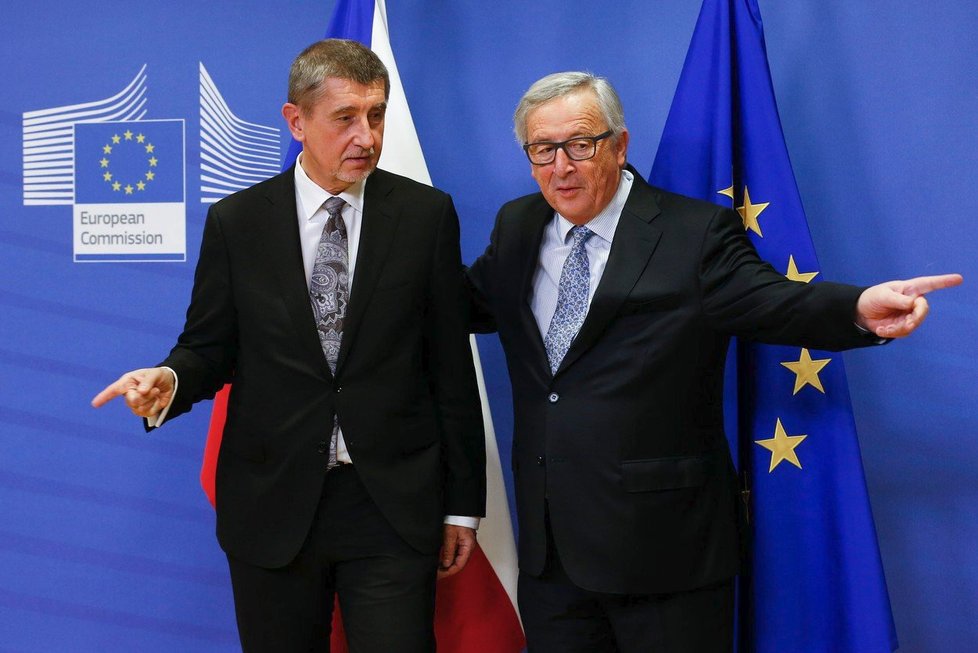 Český premiér Andrej Babiš a šéf Evropské komise Jean-Claude Juncker