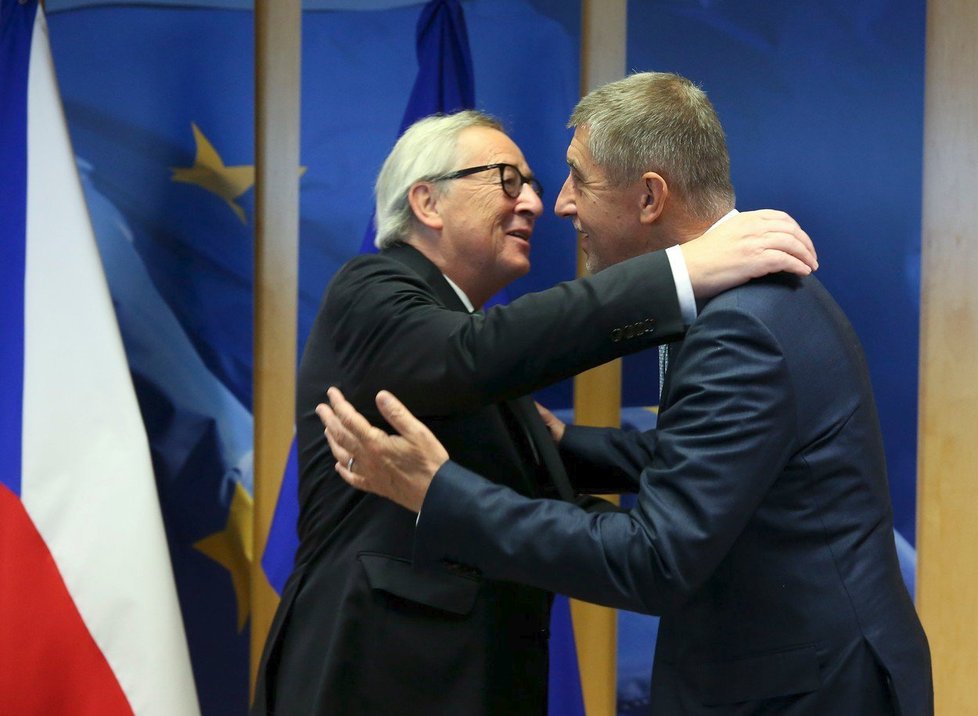 Český premiér Andrej Babiš a šéf Evropské komise Jean-Claude Juncker