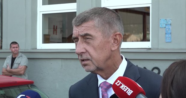 Babiš o „prasárně“ i „kudle do zad“: Zmínil odchod z politiky a návrat do bývalé firmy