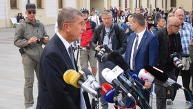 Andrej Babiš vyrazil o situaci kolem demise vlády jednat na Hrad s prezidentem Zemanem (3.5.2017)