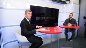 Andrej Babiš ve studiu Blesku při natáčení pořadu Epicentrum Speciál. (5. 12. 2019)