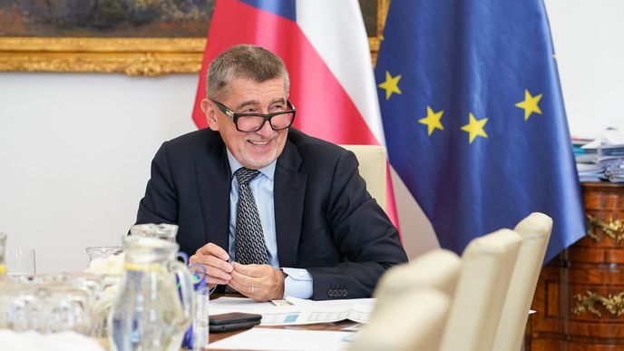 Andrej Babiš (ANO) během videokonference s premiéry a prezidenty zemí EU (19.6.2020)