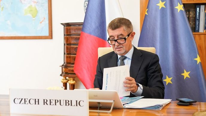 Andrej Babiš (ANO) během videokonference s premiéry a prezidenty zemí EU (19.6.2020)