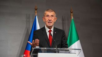 Babiš a močovina: Praxe ukazuje, kdo politiku skutečně chápe Babiš a močovina: Praxe ukazuje, kdo politiku skutečně chápe