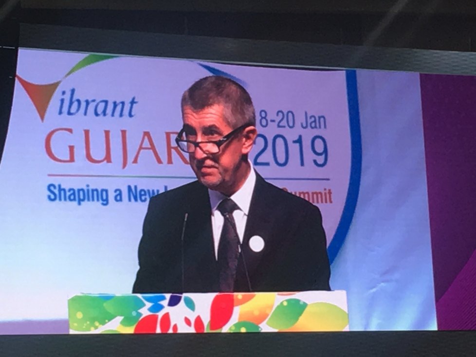 Andrej Babiš vystoupil s projevem na indickém summitu Vibrant Gujarat před tisícovkami delegátů a mnoha státníky (18.1.2019)