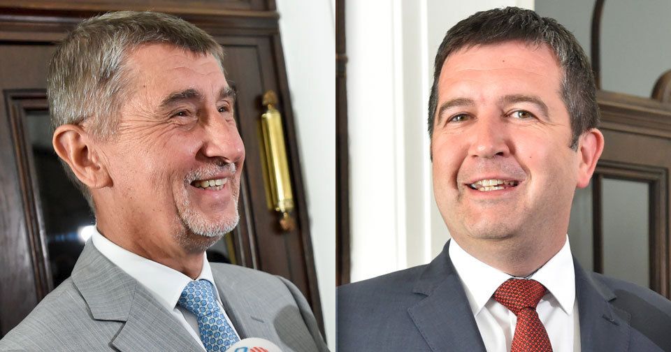 Předsedové ANO a ČSSD Babiš a Hamáček našli shodu na textu koaliční smlouvy.