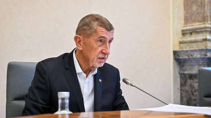 Andrej Babiš (ANO) na jednání vlády, prvním po komunálních volbách (12.10.2026) Andrej Babiš (ANO) na jednání vlády, prvním po komunálních volbách (12.10.2026)