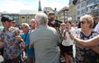 Divoký mítink Andreje Babiše v Ústí nad Labem. Provázely ho hádky, nadávky i potyčky (11.8.2022)