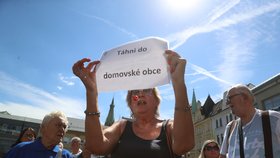 Babišův mítink v Ústí provázely potyčky (11.8.2022)