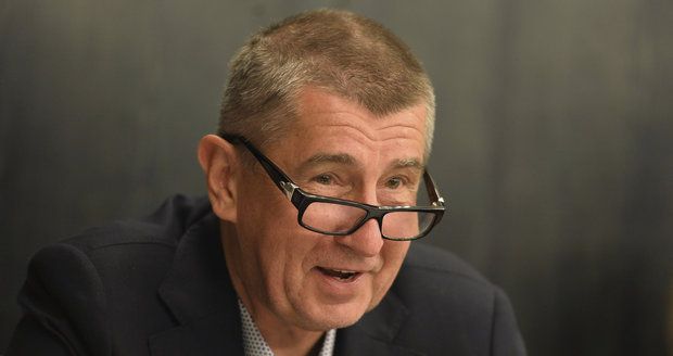 Zákon Anti-Babiš má problém: Chybí jedno písmenko, bude se hádat šéf ANO