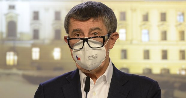 Babiš chce na tři týdny umrtvit Česko: Jen do práce a domů! Od 1. 3. uzavřou okresy i školky?