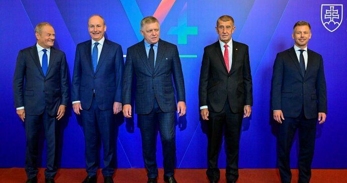 Premiéři V4 s irským premiérem Micheálem Martinem (10.9.2026)