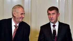 Předseda hnutí ANO Andrej Babiš byl v den schůzky s Okamurou pověřen Zemanem jednáním o sestavení vlády.