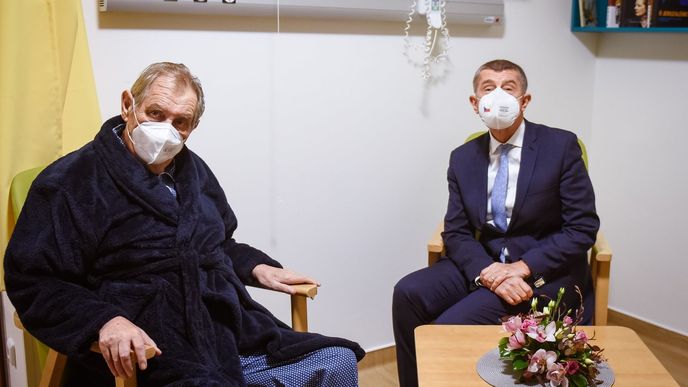 Prezident Zeman se v nemocnici setkal s premiérem Babišem.