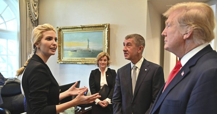 Premiér Andrej Babiš s manželkou Monikou se v Bílém domě setkali i s dcerou prezidenta Ivankou Trumpovou