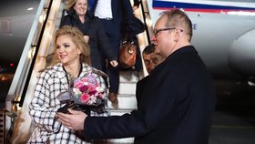 Manželka premiéra Monika Babišová po příletu do Estonska