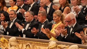 Andrej Babiš (ANO) s manželkou Monikou vyrazil do Rudolfina (1.9.2026)