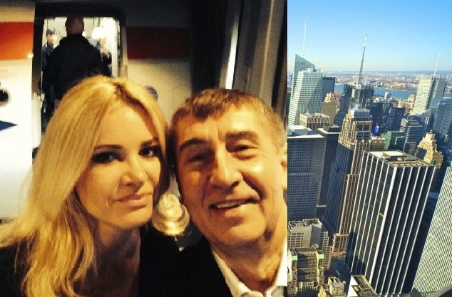 2015: Andrej Babiš se vydal do USA. Před letadlem si udělal selfie s partnerkou Monikou