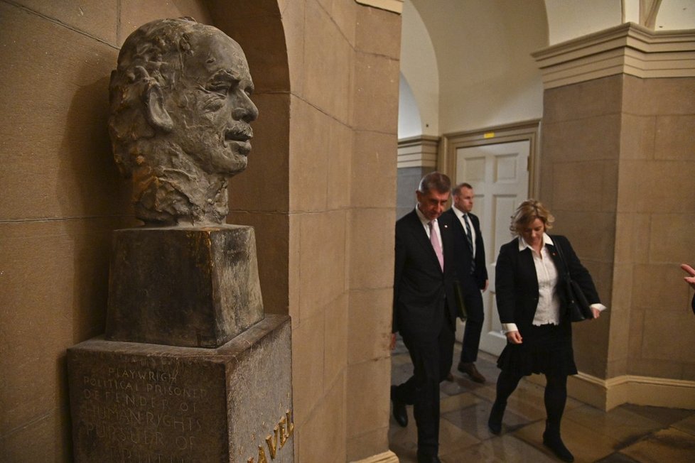 Andrej Babiš zavítal v USA do budovy Kongresu. A prošel se kolem busty Václava Havla