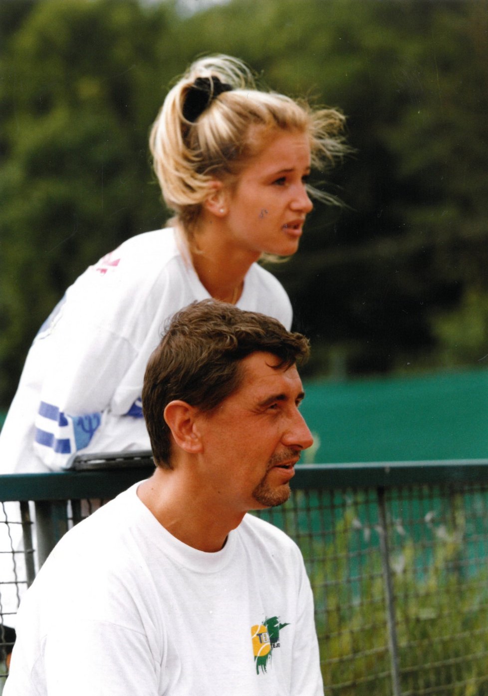 Andrej Babiš s Monikou v roce 1998 na tenise v Prostějově
