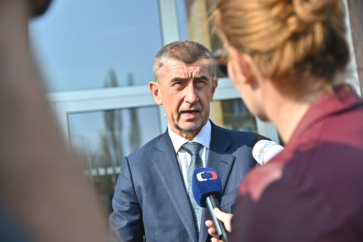 Premiér Babiš navštívil spolu s ministryní pro místní rozvoj Dostálovou Most