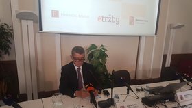 Andrej Babiš na tiskové konferenci na ministerstvu financí. Z úřadu chce odejít do konce května.