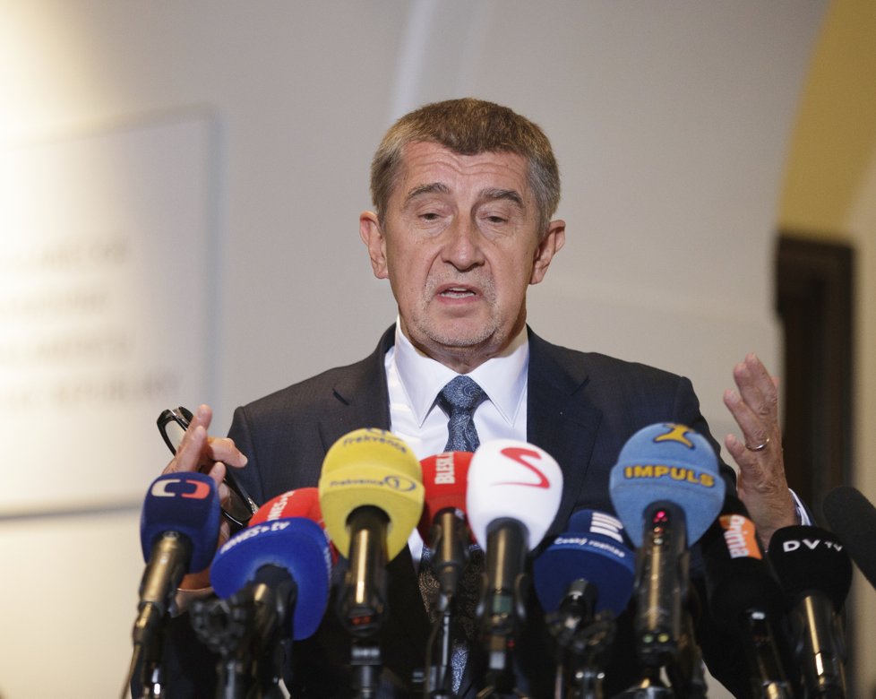 Andrej Babiš na tiskovce ve Sněmovně po hlasování o nedůvěře vládě (23.11.2018)