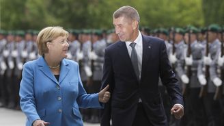 Merkelová: Vztahy Česka a Německa jsou výborné, sporným bodem zůstávají běženci Merkelová: Vztahy Česka a Německa jsou výborné, sporným bodem zůstávají běženci