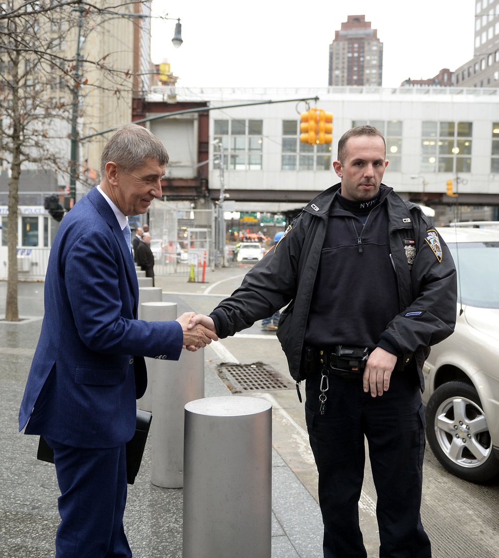 Andrej Babiš s newyorským policistou