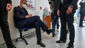 Premiér Andrej Babiš se v Ústřední vojenské nemocnici nechal potřetí naočkovat proti koronaviru