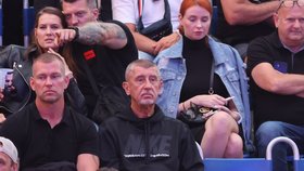 Andrej Babiš jako fanda MMA: vyrazil na Štvanici na Oktagon (červenec 2023)