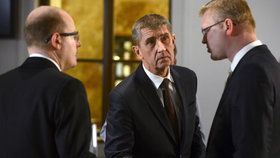 Andrej Babiš s koaličními partnery Sobotkou a Bělobrádkem