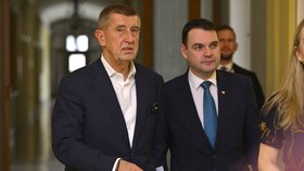 Andrej Babiš (ANO) a ministr zahraničí Macinka (Motoristé) po jednání Bezpečnostní rady státu (2.3.2026)