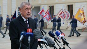 Andrej Babiš (ANO) vyrazil na Hrad na jednání s Petrem Pavlem (27.10.2025).