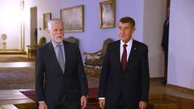 Andrej Babiš s prezidentem Pavlem žehlili kauzu kolem kontroverzních SMS ministra Macinky.