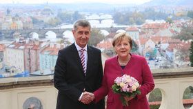 Babiš a další premiéři jednali s Merkelovou. Zmínila „spořádaný brexit“