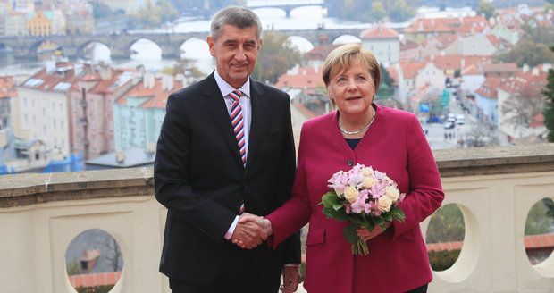 Merkelová v Praze Zemana vynechala. S Babišem řešili vztahy v EU i pomoc Africe