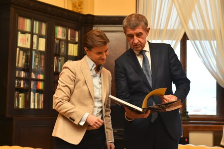 Andrej Babiš jednal v prosinci 2018 v Praze se srbskou premiérkou Anou Brnabičovou.