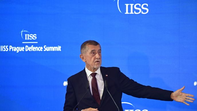 Andrej Babiš na Pražském obranném summitu (17. 9. 2026) Andrej Babiš na Pražském obranném summitu (17. 9. 2026)