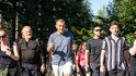 Andrej Babiš (ANO) vystoupal na Lysou horu s ministry Juchelkou a Havlíčkem a příznivci ANO (15.8.2026) Andrej Babiš (ANO) vystoupal na Lysou horu s ministry Juchelkou a Havlíčkem a příznivci ANO (15.8.2026)