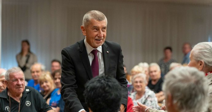 Andrej Babiš (ANO) při setkání s voliči v Karviné (květen 2026)