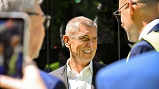 Babiš změnil adresu, aby nedostával dopisy z Bruselu. Vyřešil tím definitivně svůj střet zájmu Babiš změnil adresu, aby nedostával dopisy z Bruselu. Vyřešil tím definitivně svůj střet zájmu