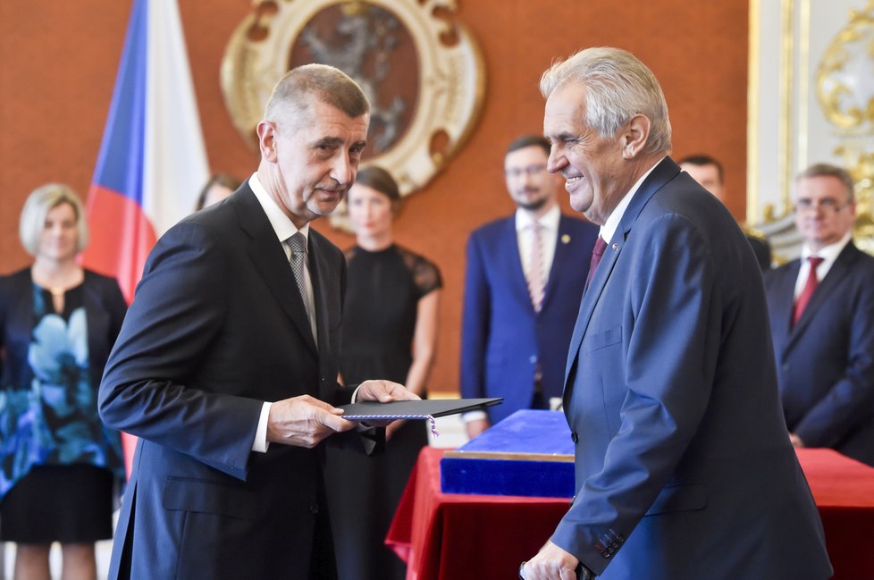 Babiš podruhé premiérem: Jmenování Milošem Zemanem, který tak prý splnil svůj slib