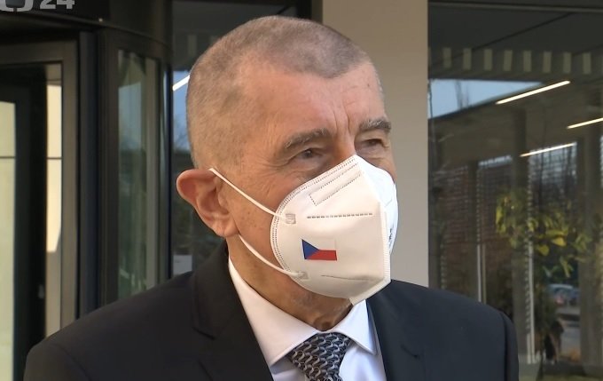 Ostříhaný premiér Andrej Babiš (28.2.2021)