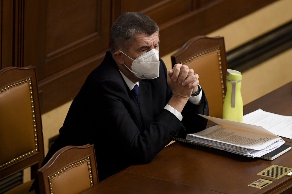 Premiér Andrej Babiš (ANO) žádal ve Sněmovně o prodloužení nouzového stavu (30. 10. 2020).
