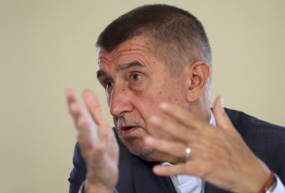 Premiér Andrej Babiš (ANO) se za dva týdny setká s premiéry Malty a Itálie. Hlavním tématem rozhovorů bude migrační krize.